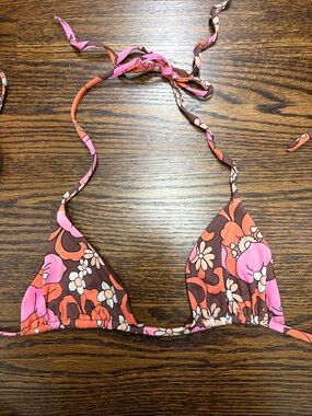 Frankie’s Bikini Pink & Brown Floral Triangle Bikini Top size M